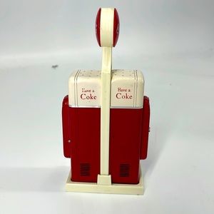 VTG Salt Pepper Shakers